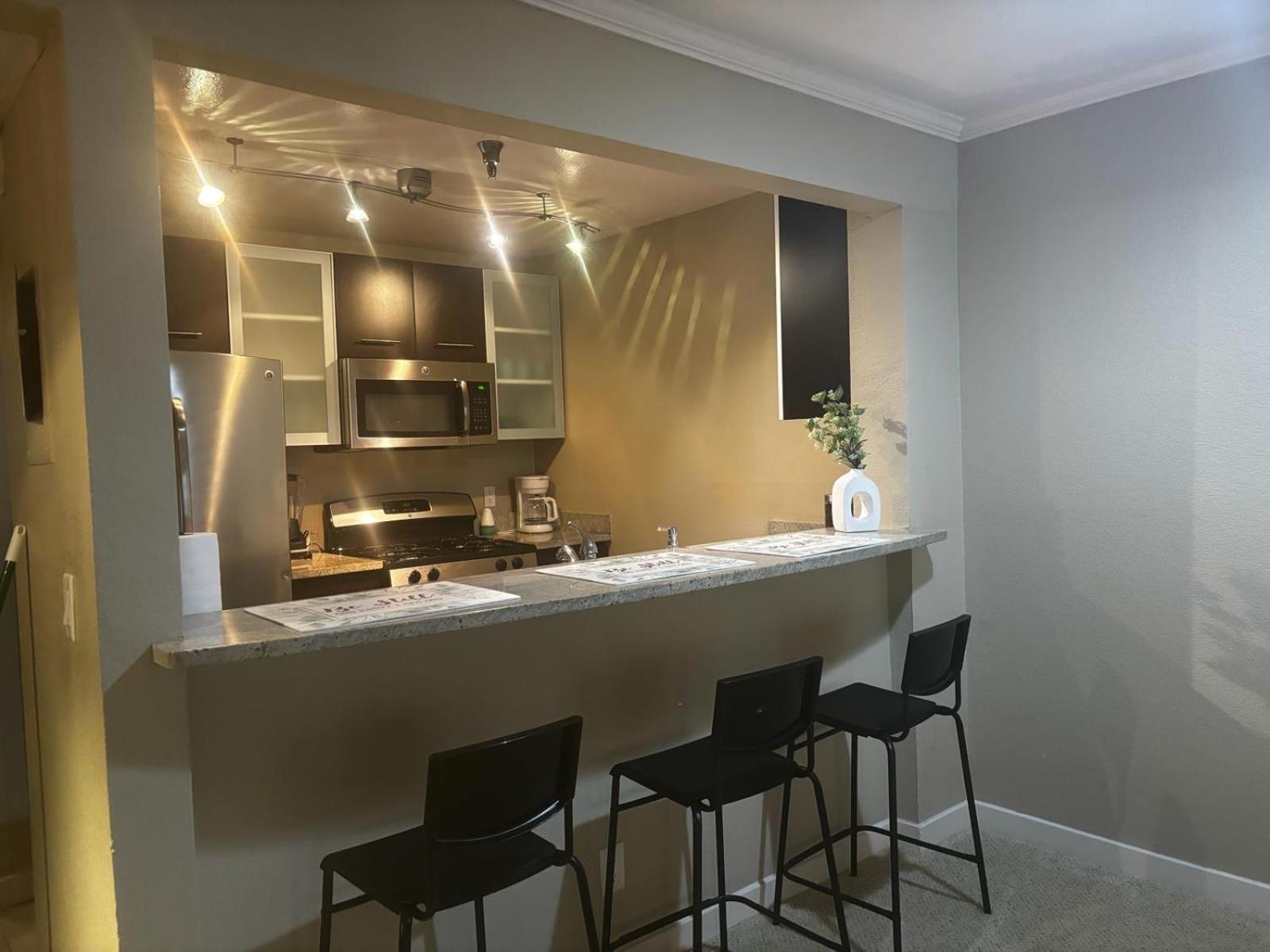 Sweet Studios Universal Loft Free Parking And Wifi Los Angeles Exterior photo