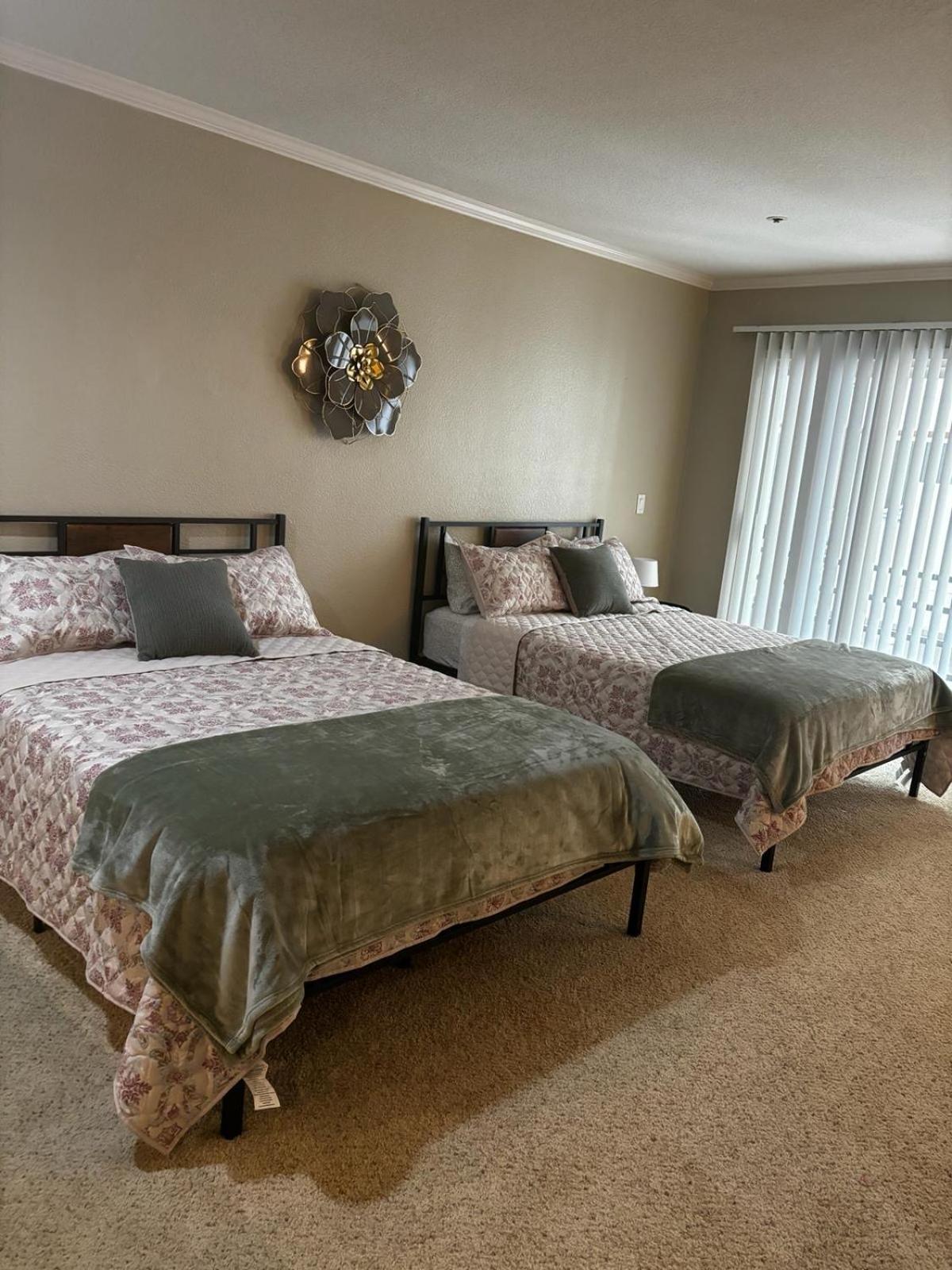 Sweet Studios Universal Loft Free Parking And Wifi Los Angeles Exterior photo